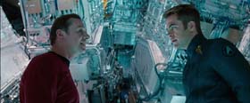 Simon Pegg in Star Trek Into Darkness (2013) 